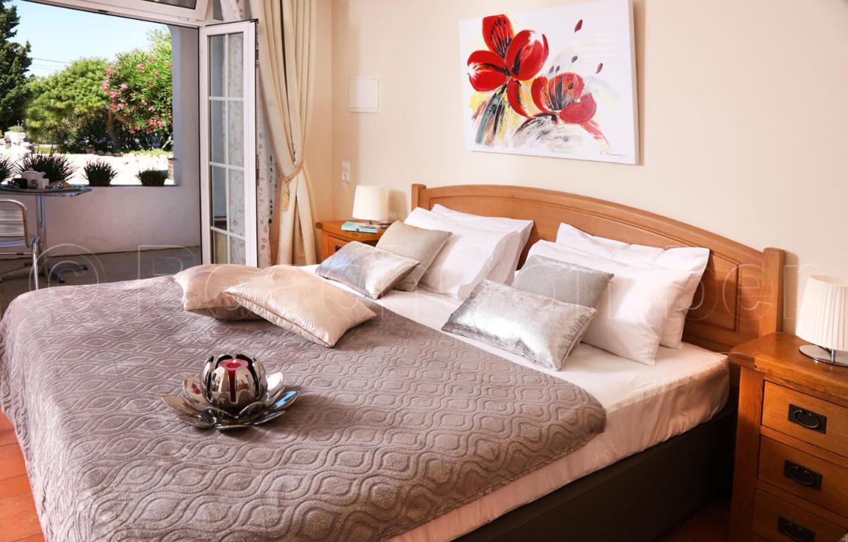 Casa Beachcomber Le Jardin Des Arts Lagos Ngoại thất bức ảnh